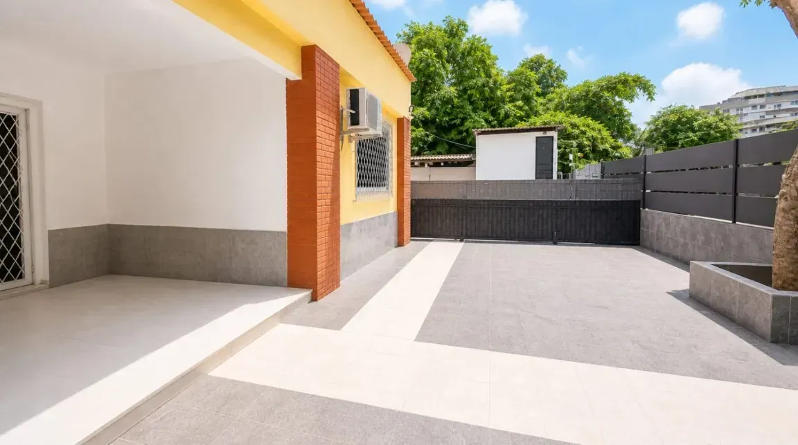 5 quartos e varanda gourmet: casa de 650 m² — photo 15