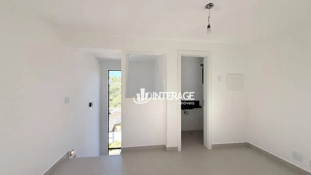 3-suite townhouse with private BBQ and garden — photo 25