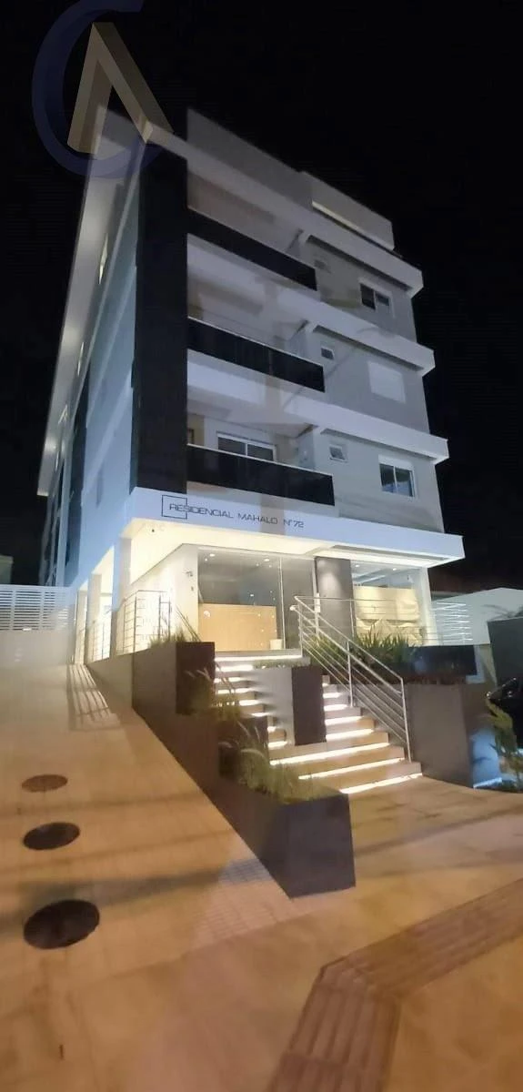 One-bedroom apartment with a water view in Florianópolis — photo 18