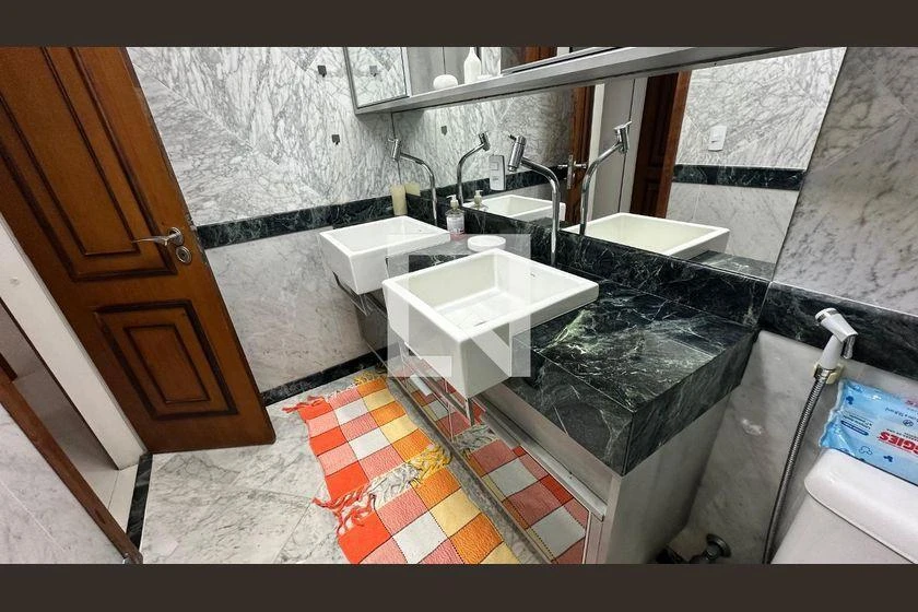 Квартира с 4 спальнями и стиральной машиной — photo 39