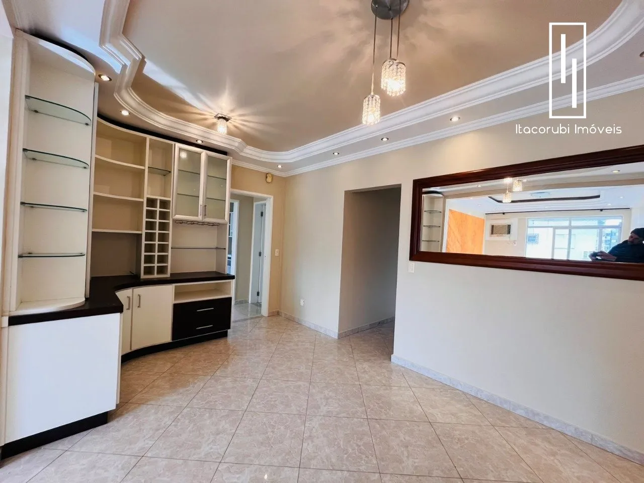 Departamento con balcón cerrado con vidrio en Florianópolis — photo 5