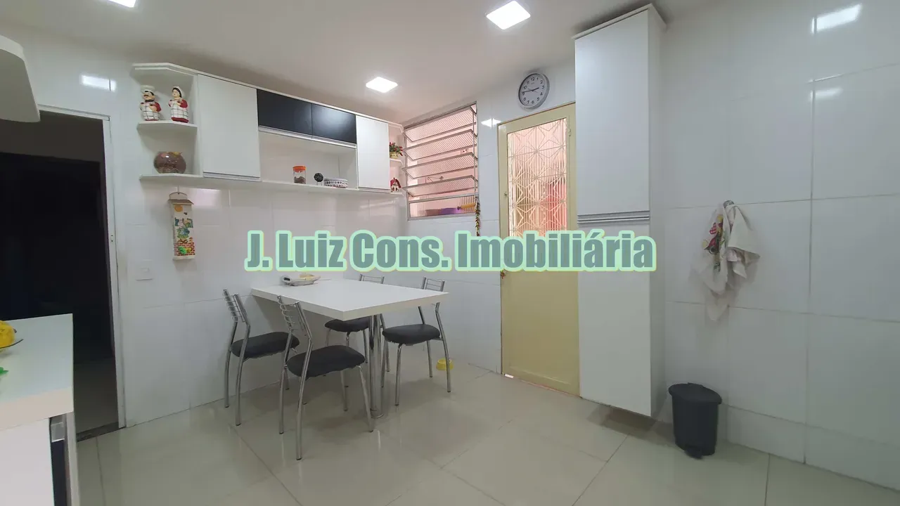 Casa mobiliada com 3 quartos e 3 banheiros, 200 m² — photo 9