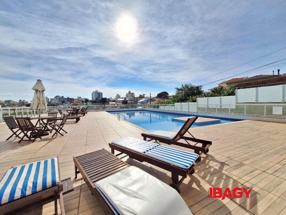 Apartment, 75 m², with a glass-enclosed balcony — photo 5