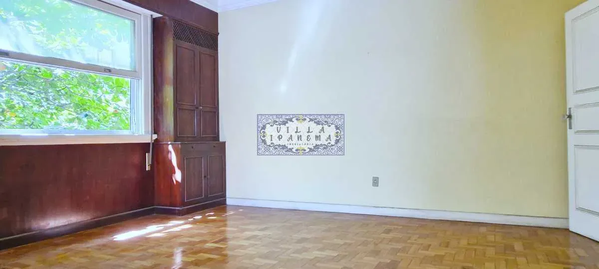 Apartamento de 4 quartos com banheira — photo 19