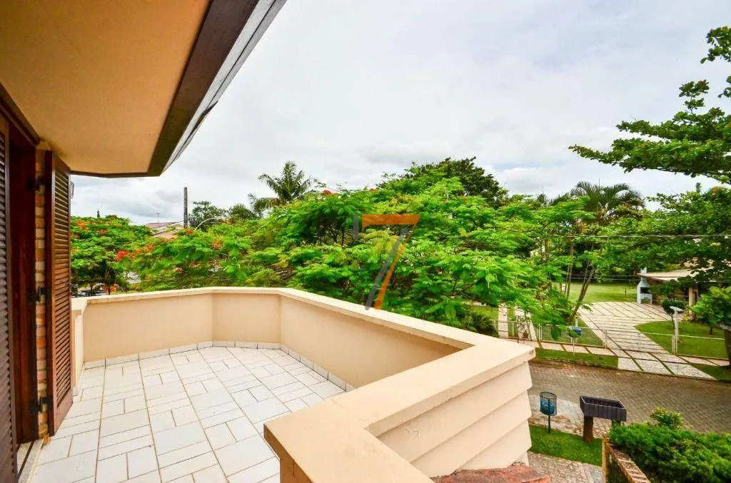 Меблированный дом с 7 спальнями и 450 м² — photo 27