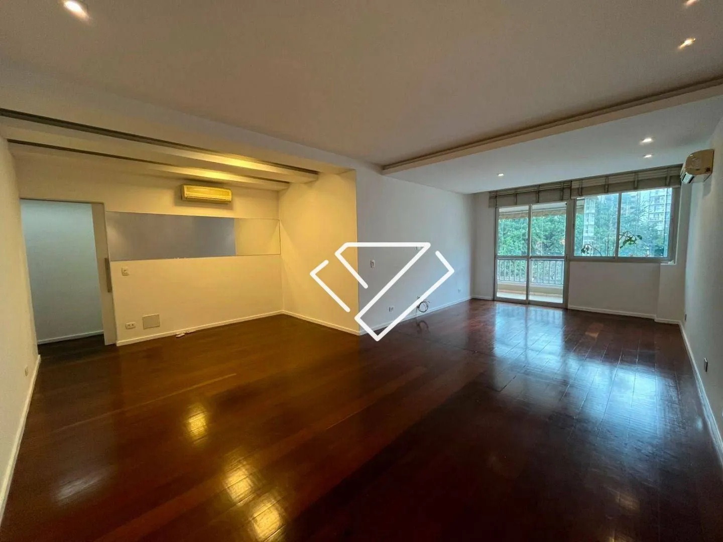 Apartment, 140 m², with a mountain view — photo 3
