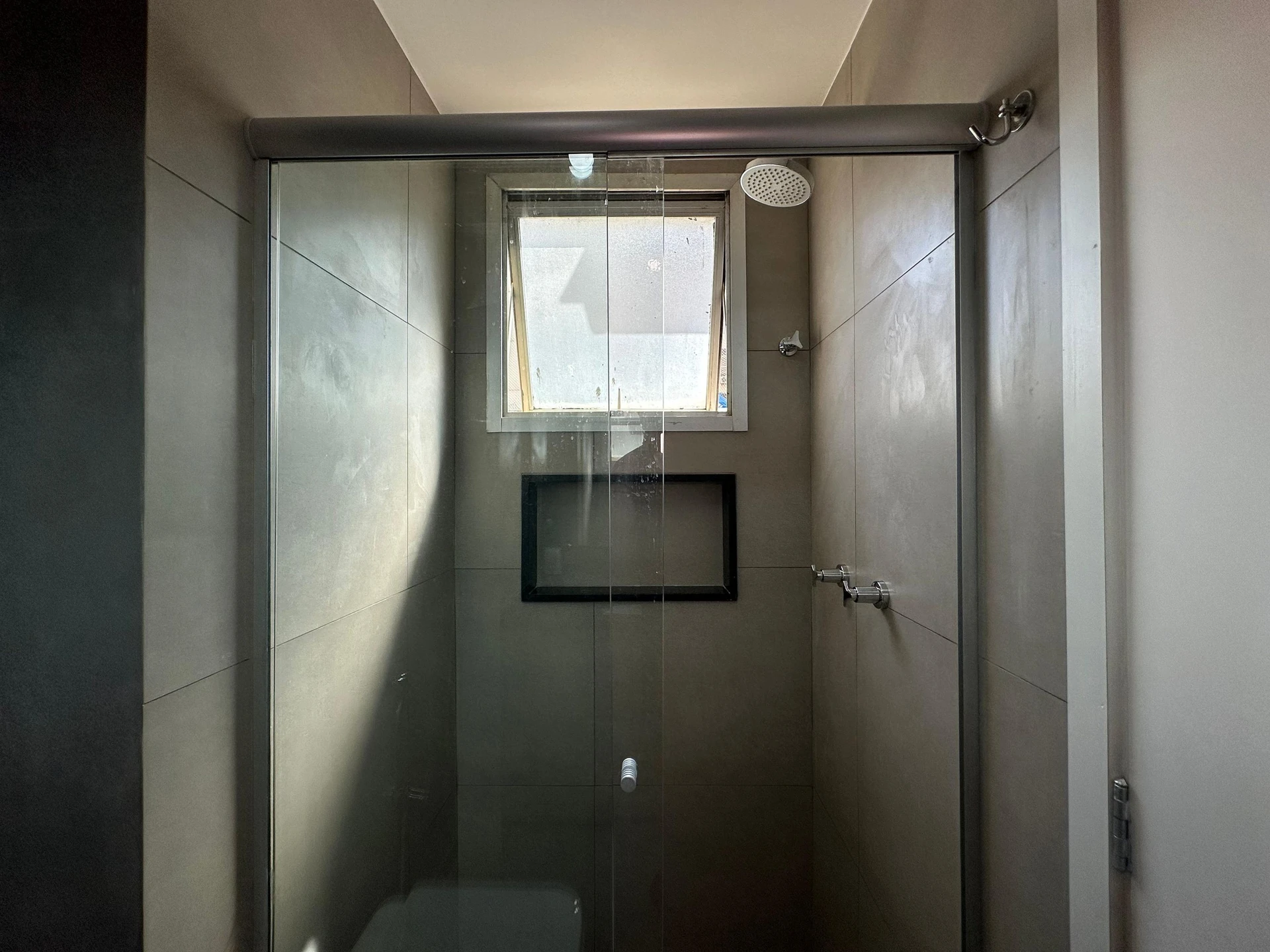 Квартира 82 м² із заскленим балконом та видом на гори — photo 15
