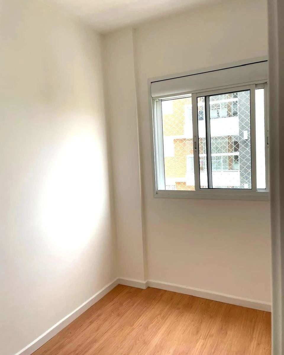 Квартира з 3 спальнями, у будинку є тренажерний зал — photo 4