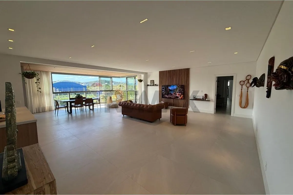 4 quartos e janelas do piso ao teto: apartamento de 235 m² — photo 8