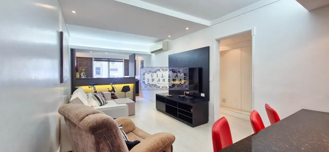 2-bedroom apartment with balcony and floor-to-ceiling windows — photo 5