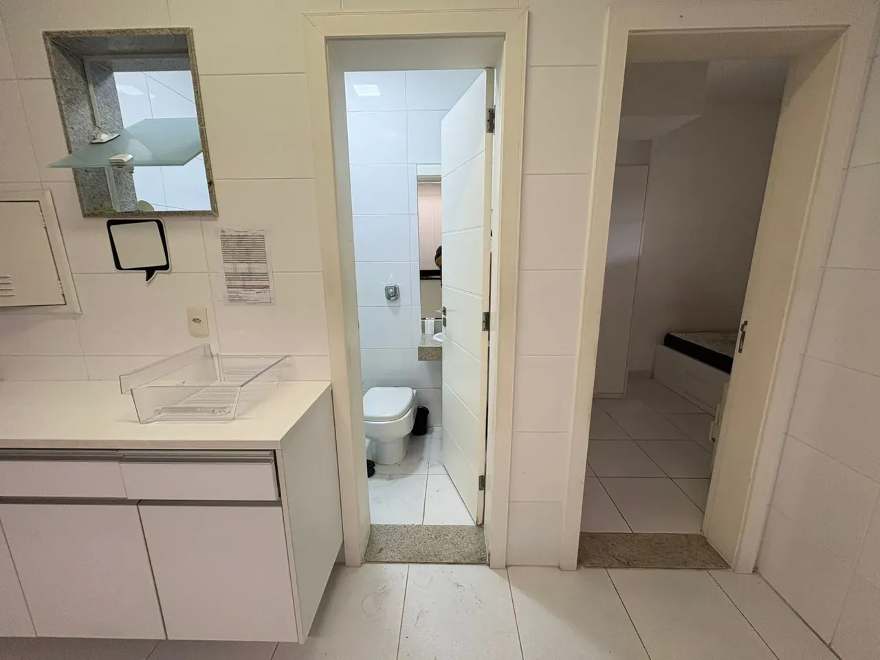 Furnished 6-suite house with 640 m² and 4 parking — photo 44