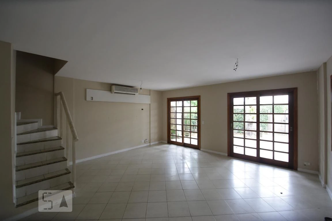 Casa em condomínio com 3 suítes e 4 banheiros — photo 3