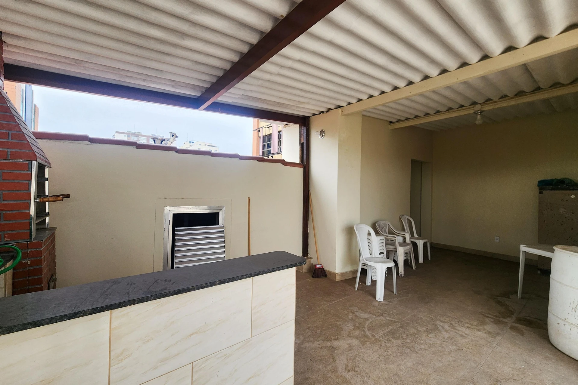 Apartamento, 80 m², com banheira — photo 3