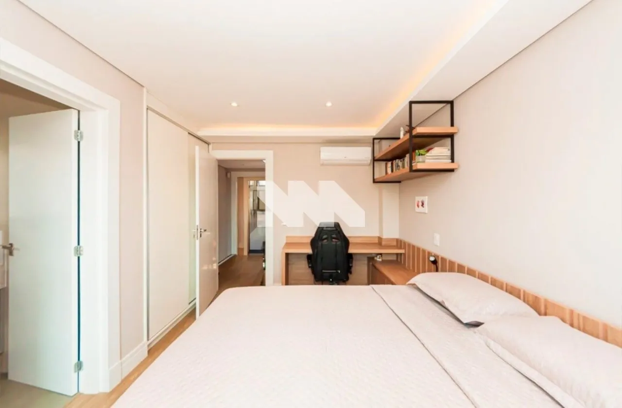 House with 3 en-suite bedrooms and 5 baths, 350 m² — photo 15