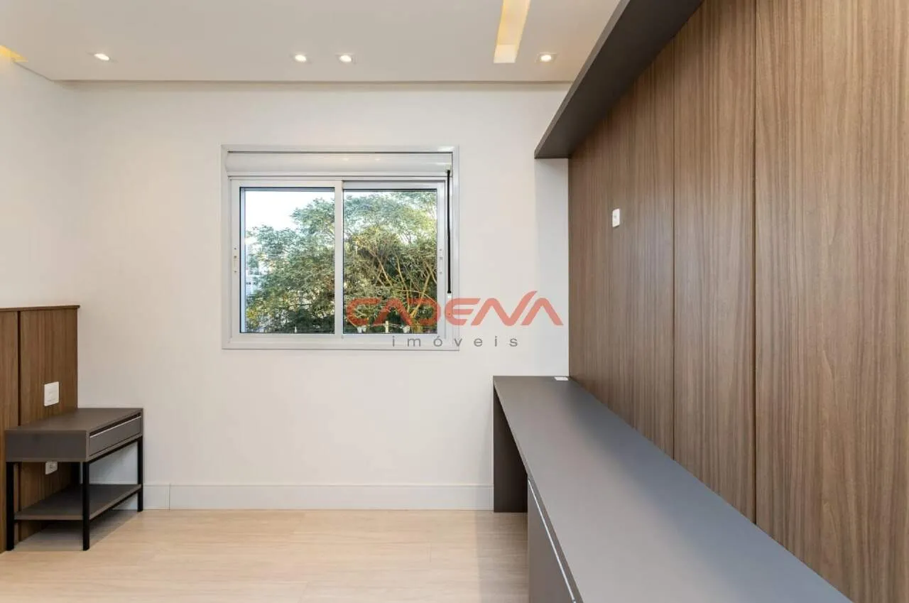 Unfurnished 4-bedroom apartment with private BBQ — photo 17