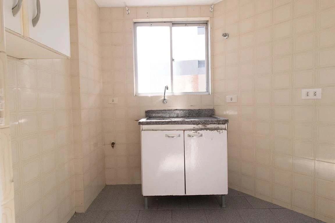 Apartment, 32 m², with wood or laminate floors — photo 10