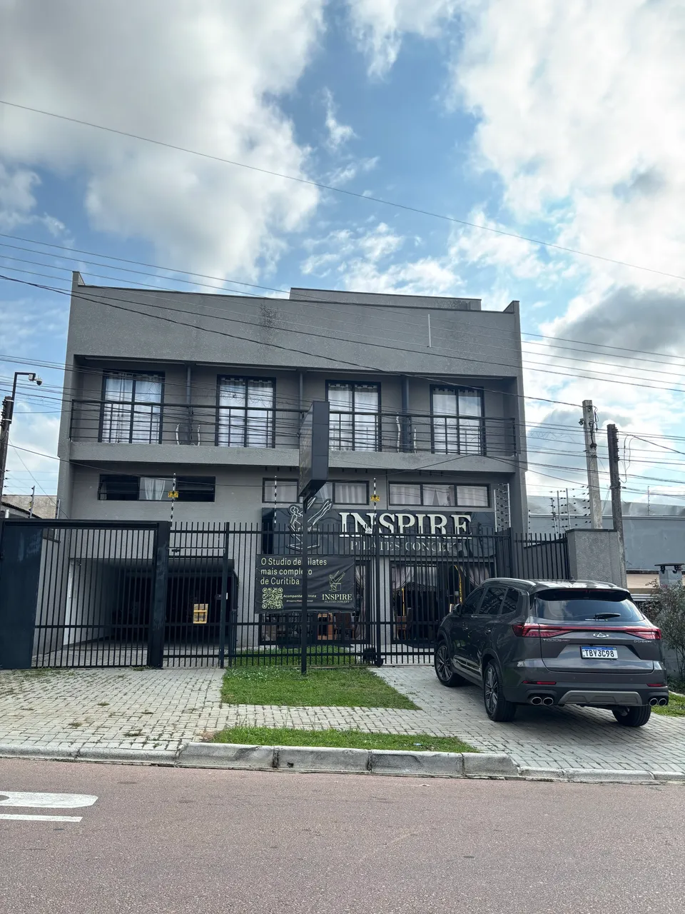 Apartamento amueblado de 1 dormitorio con balcón y fregadero — photo 13