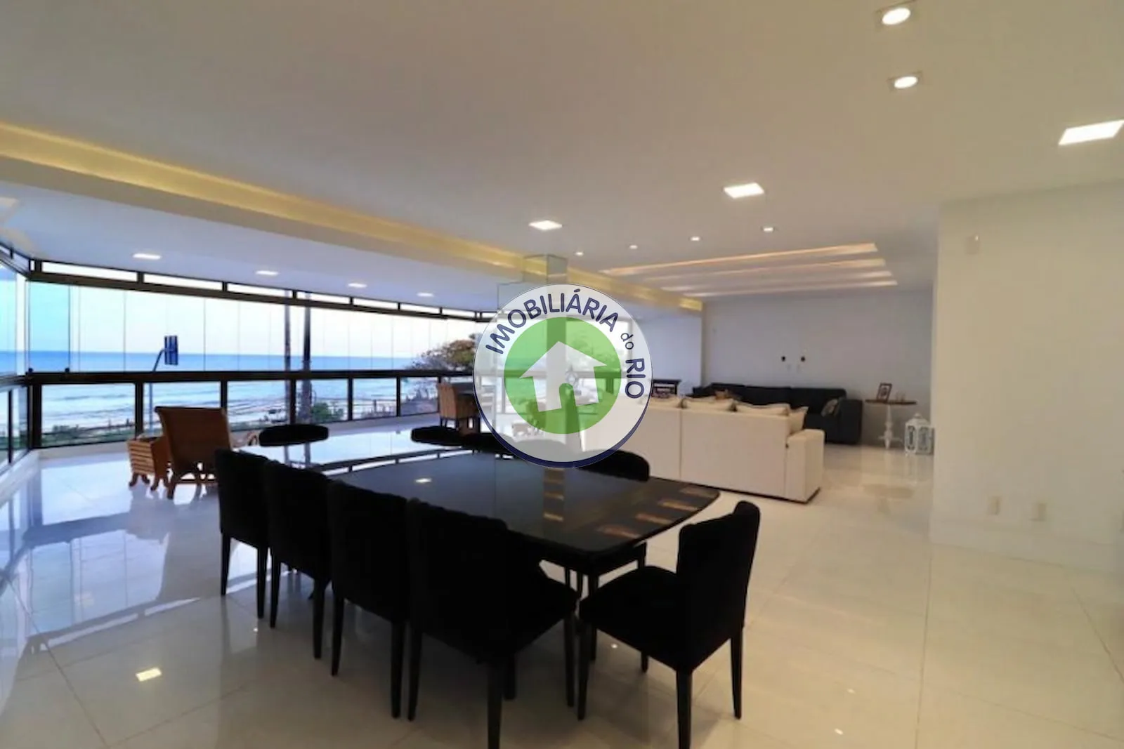Apartamento mobiliado com 4 quartos e 350 m² — photo 13