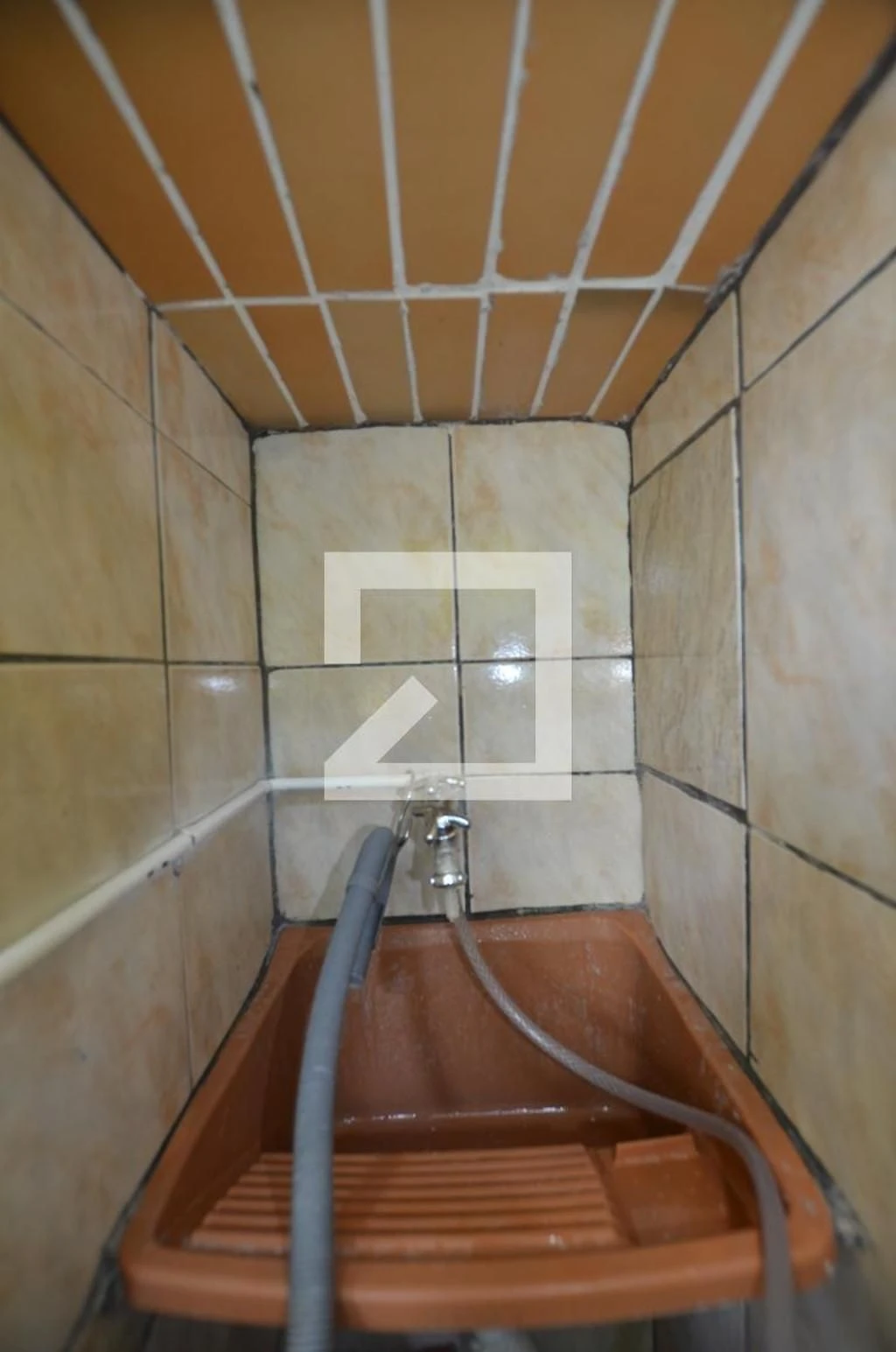 Furnished 2-bedroom apartment with 1 bathroom — photo 4
