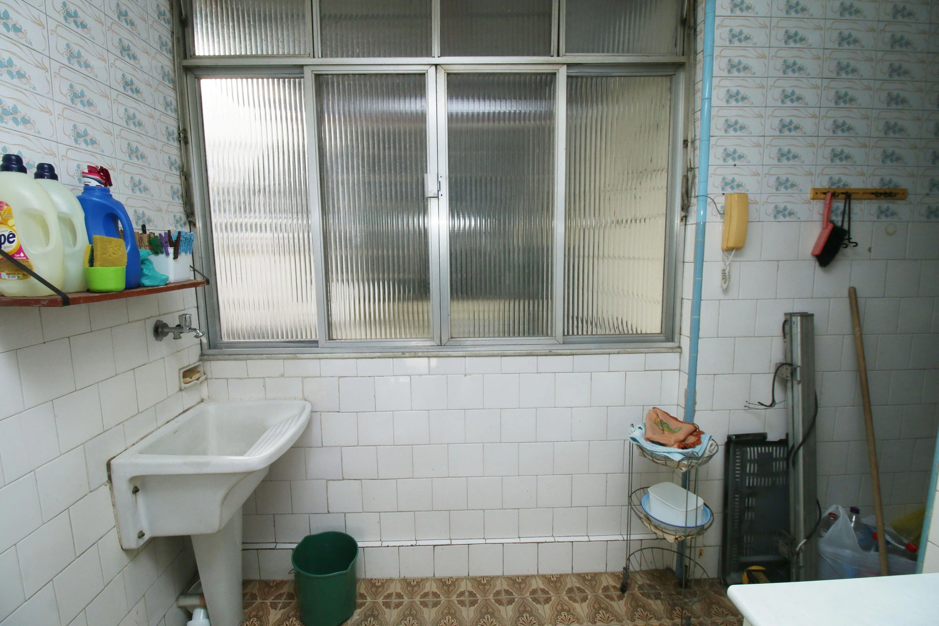 Rental apartment with 2 bedrooms and a balcony — photo 23