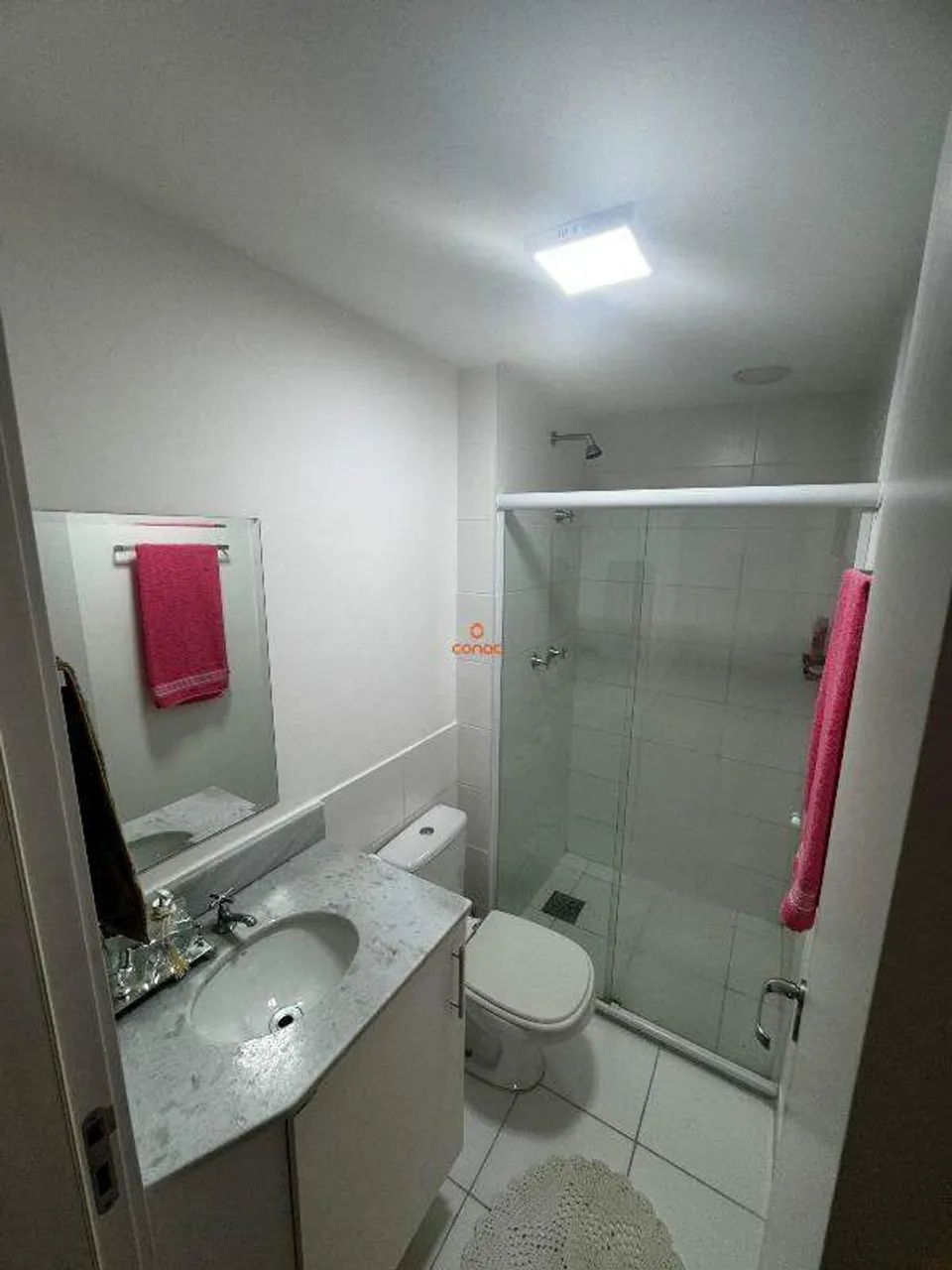 Apartamento com 3 quartos e cozinha fechada com fogão a gás — photo 7