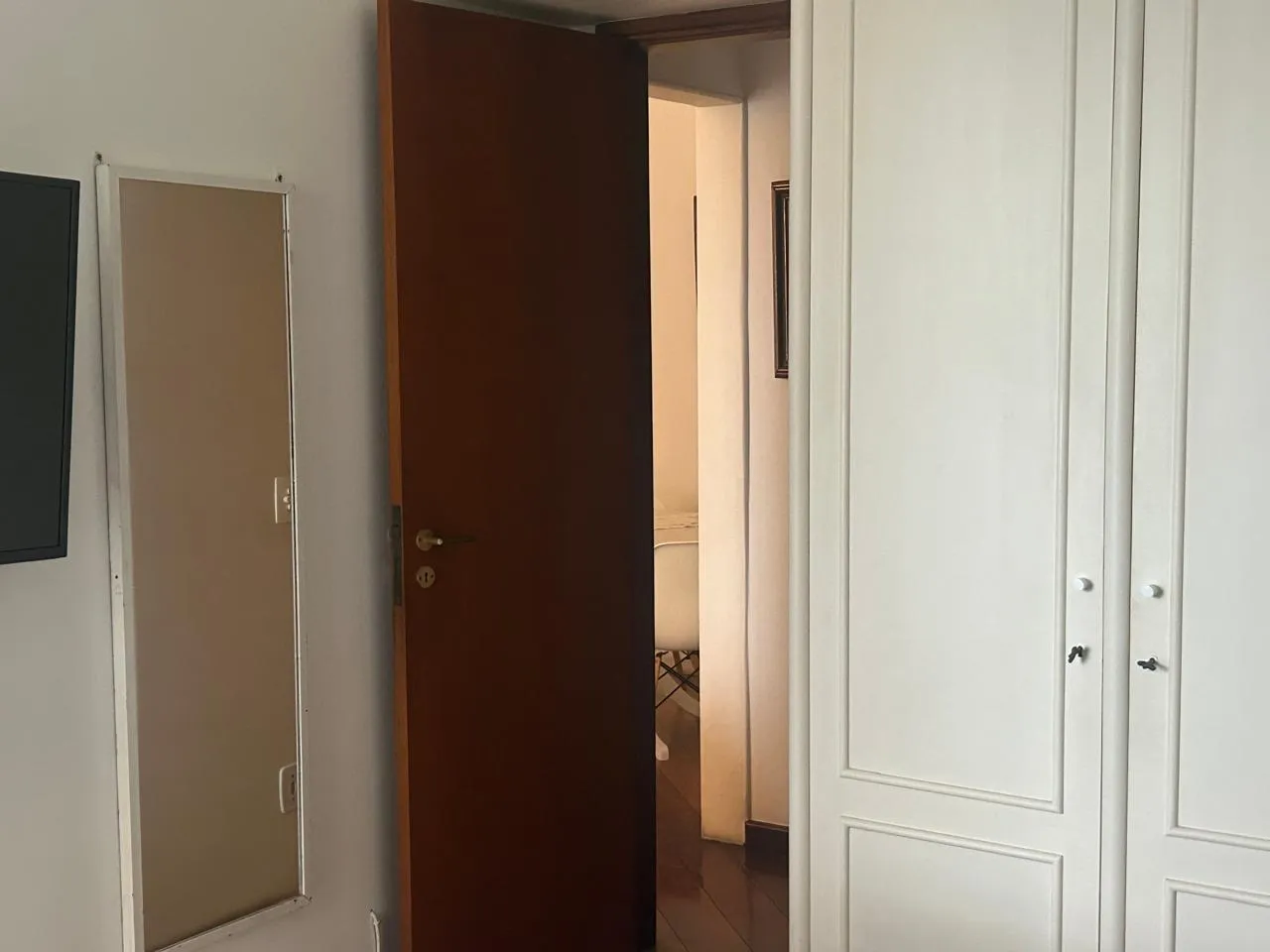 Застеклённый балкон и 2 спальни: квартира 88 м² — photo 17
