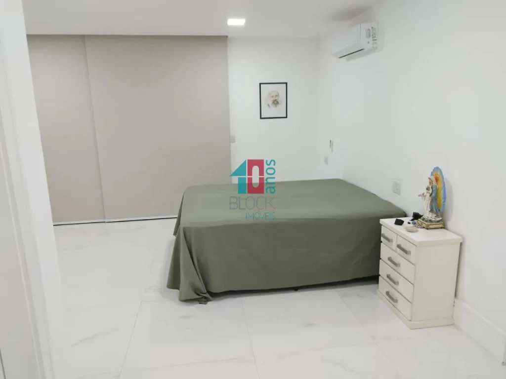 Condominium house with 6 bedrooms, 5 suites and 263 m² — photo 4