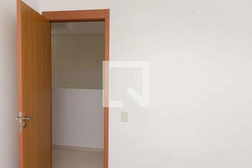 45 m² 2-bedroom apartment with balcony and 1 bath — photo 6