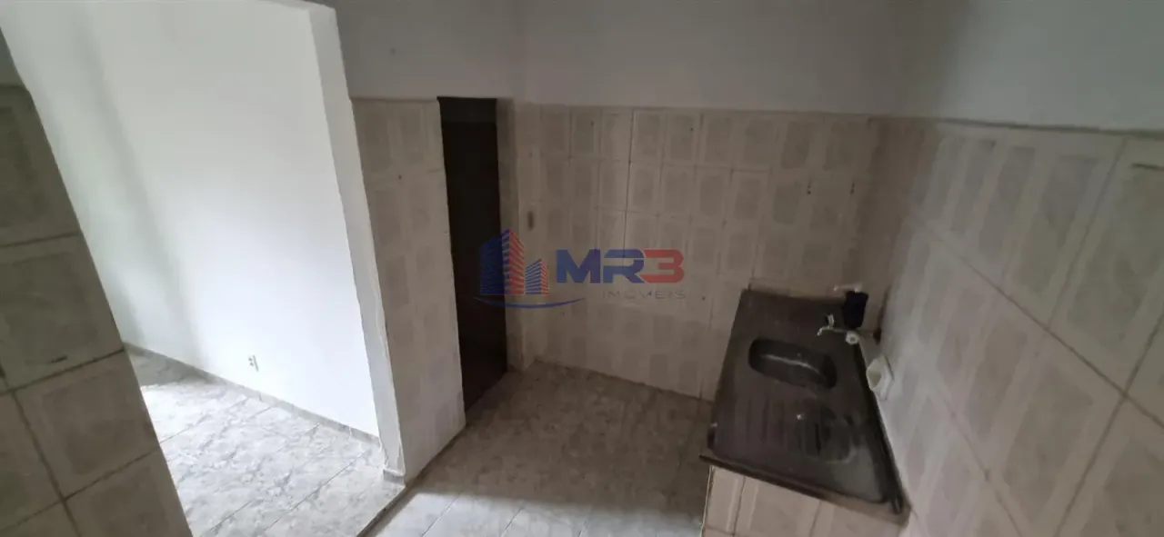 Unfurnished rental house with 2 bedrooms and 1 bathroom — photo 4