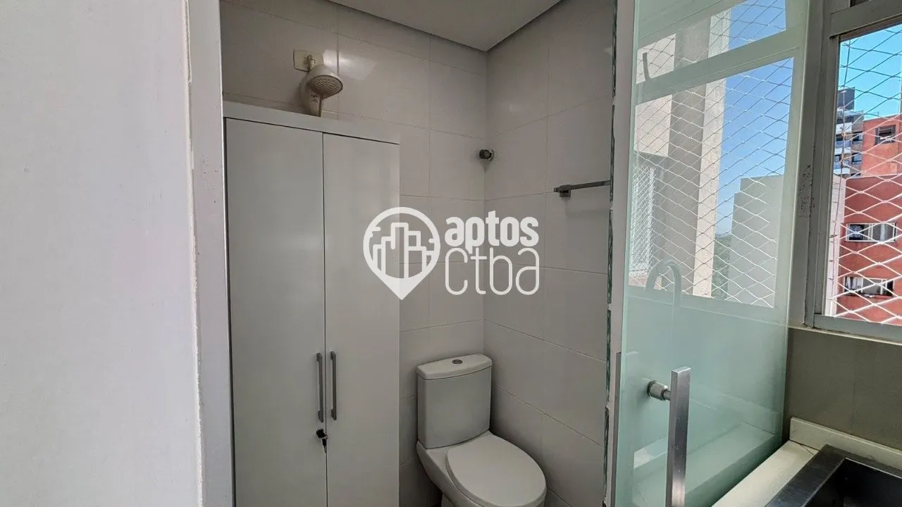 3-bedroom apartment with a home office in Curitiba — photo 20