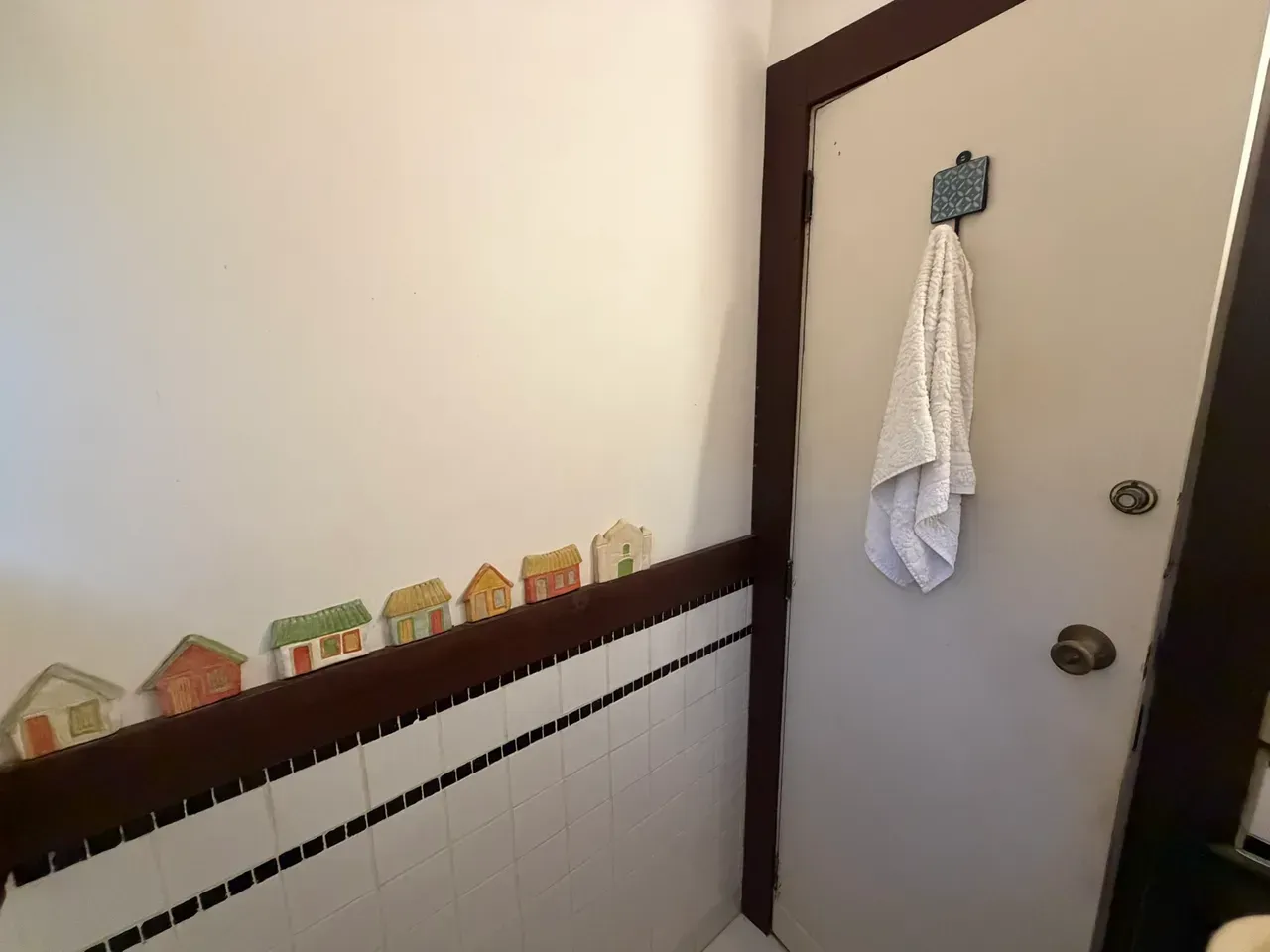 Furnished duplex house with an equipped laundry — photo 66