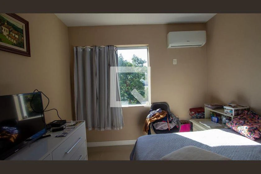 235 m² house with 4 bedrooms and a gas open-plan kitchen — photo 12