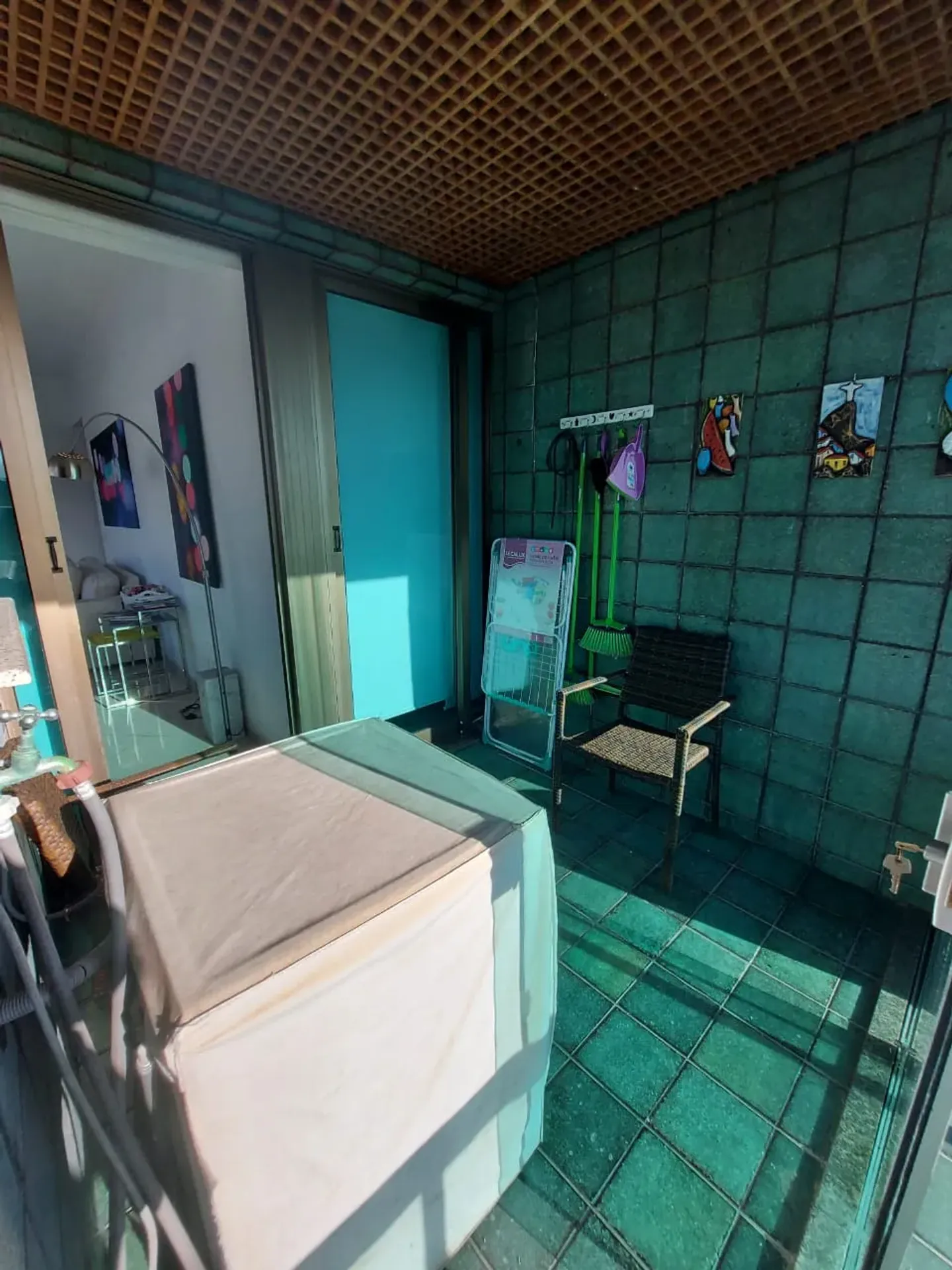 Furnished 2-bedroom apartment with 2 parking spots — photo 25