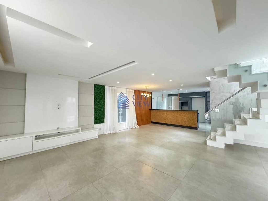 House with 5 bedrooms and 360 m² plus 4 parking spots — photo 10
