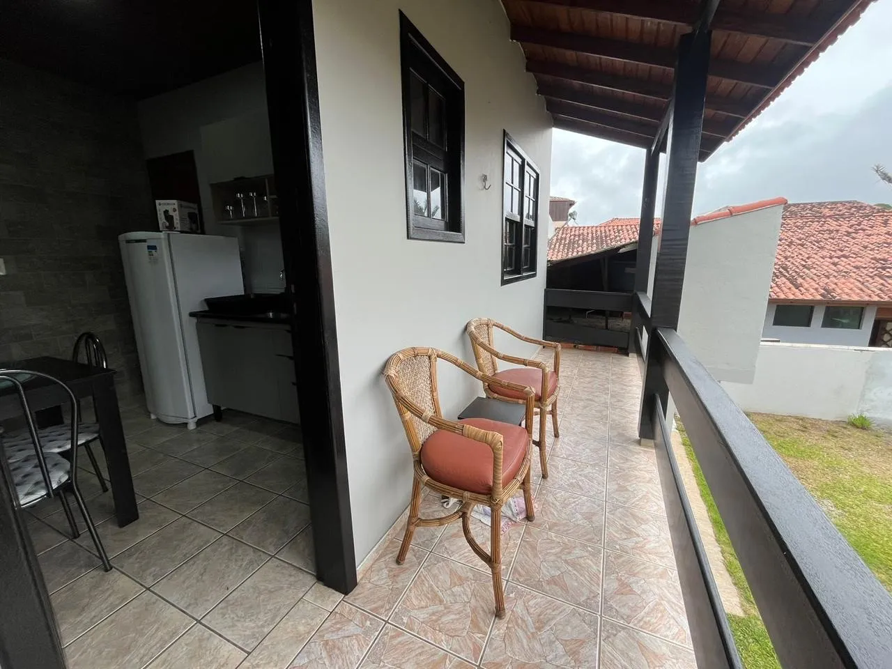 Furnished 2-bedroom apartment with a balcony — photo 6