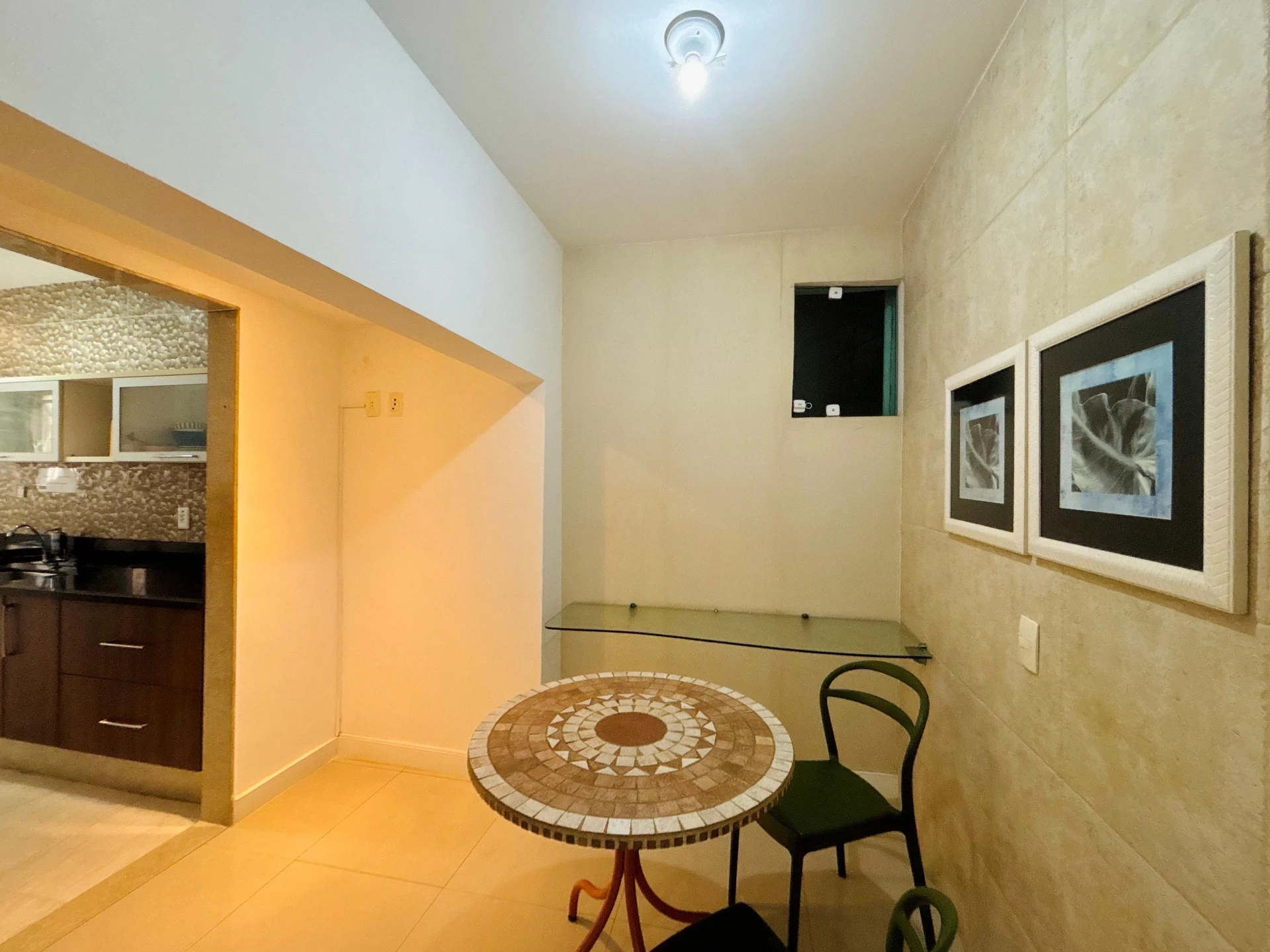 Furnished apartment with 3 bedrooms and 2 bathrooms — photo 13