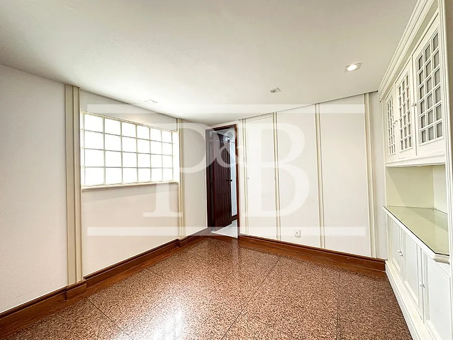 Apartamento com 4 dormitórios, 4 banheiros e varanda — photo 38