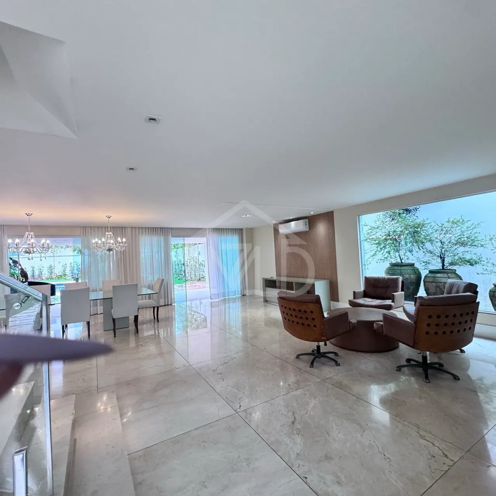 Casa amueblada con 5 dormitorios y 5 baños, balcón acristalado — photo 13