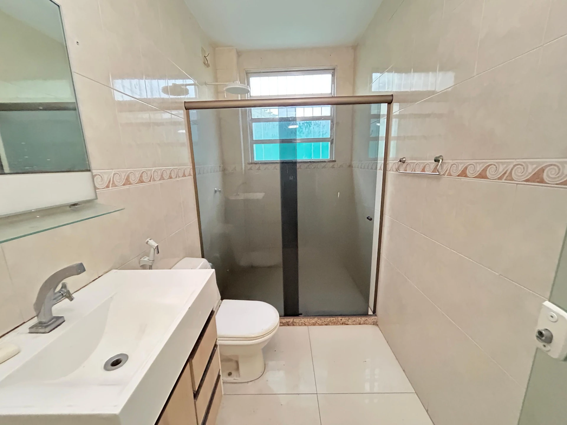 House, 300 m², with a walk-in closet — photo 27