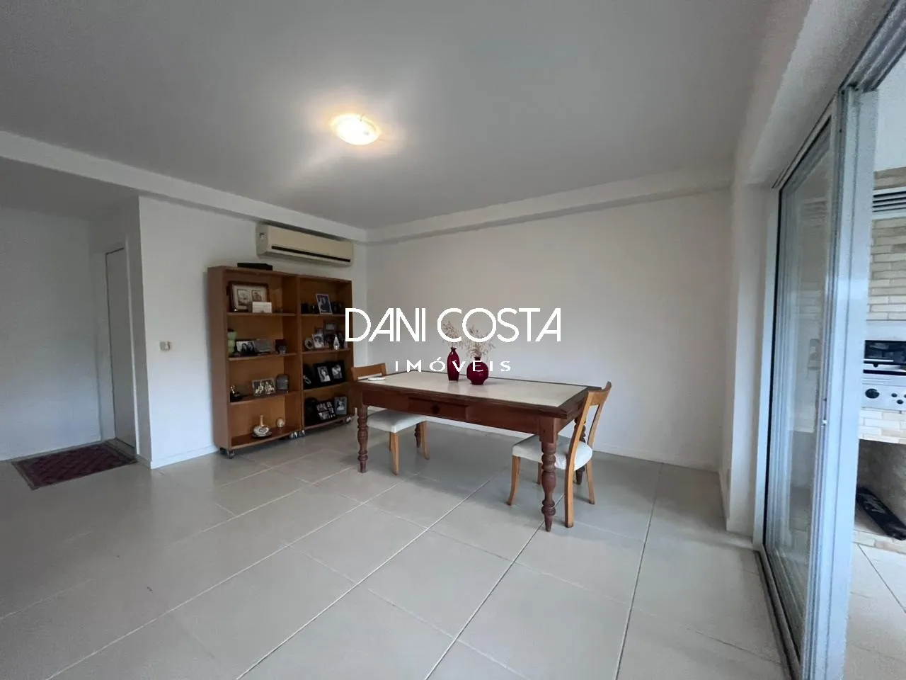 4-bedroom apartment with 227 m² and 3 parking spaces — photo 10