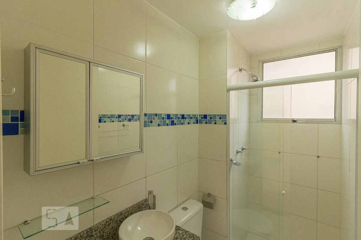 2-bedroom apartment with 1 bathroom and parking — photo 12