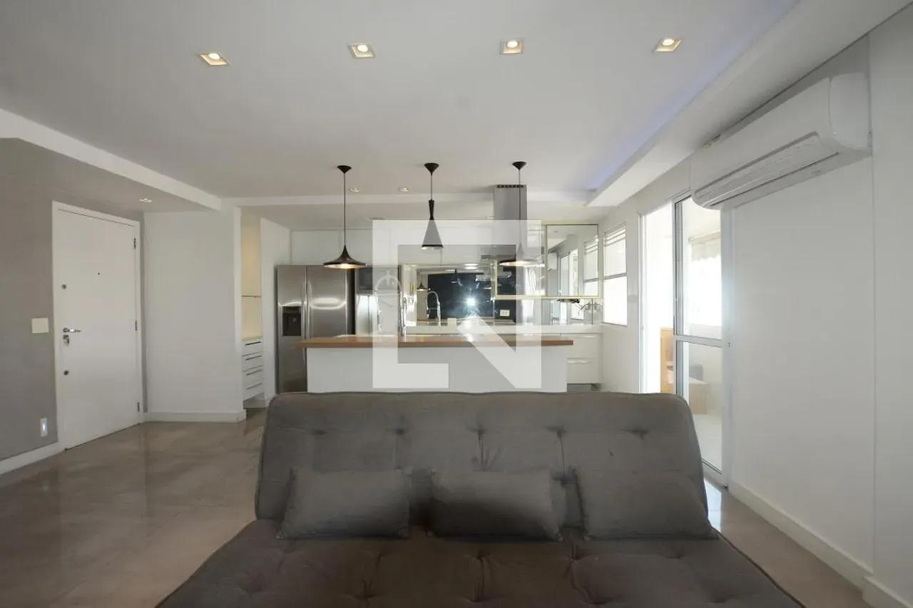 Apartment on the 13th floor with a grill on the balcony — photo 15