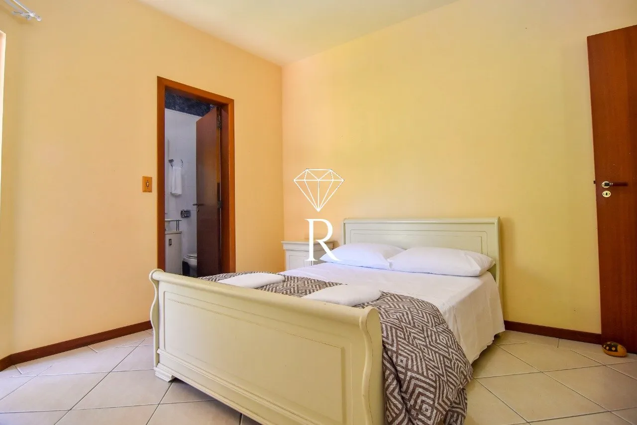 Casa tipo sítio con 4 dormitorios y 6 plazas de aparcamiento — photo 59