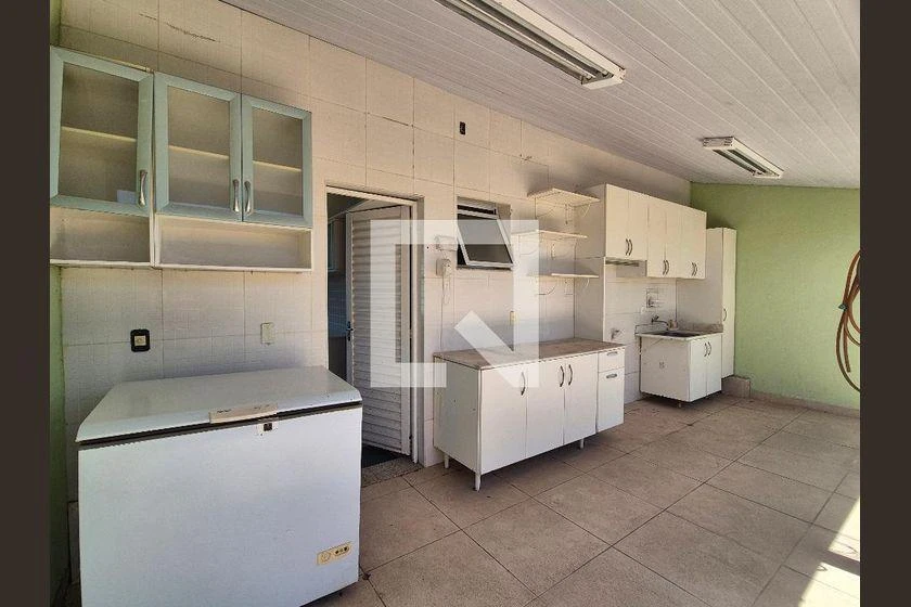 Apartamento de 380 m² com cozinha integrada e 4 quartos — photo 43