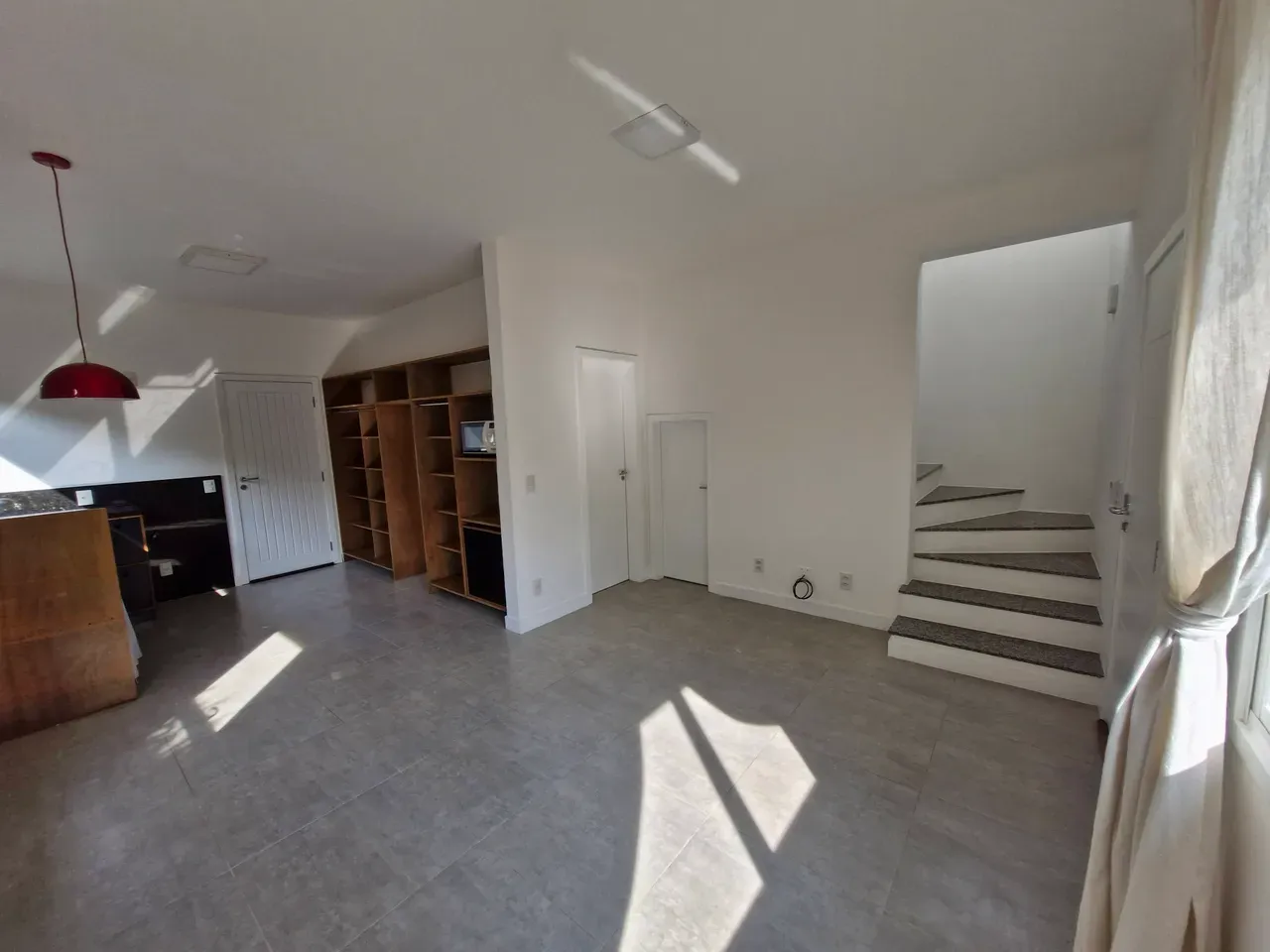 2-bedroom, 90 m² house in Florianópolis — photo 2