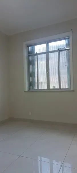 Apartamento de 65 m² com box de vidro no banheiro — photo 11
