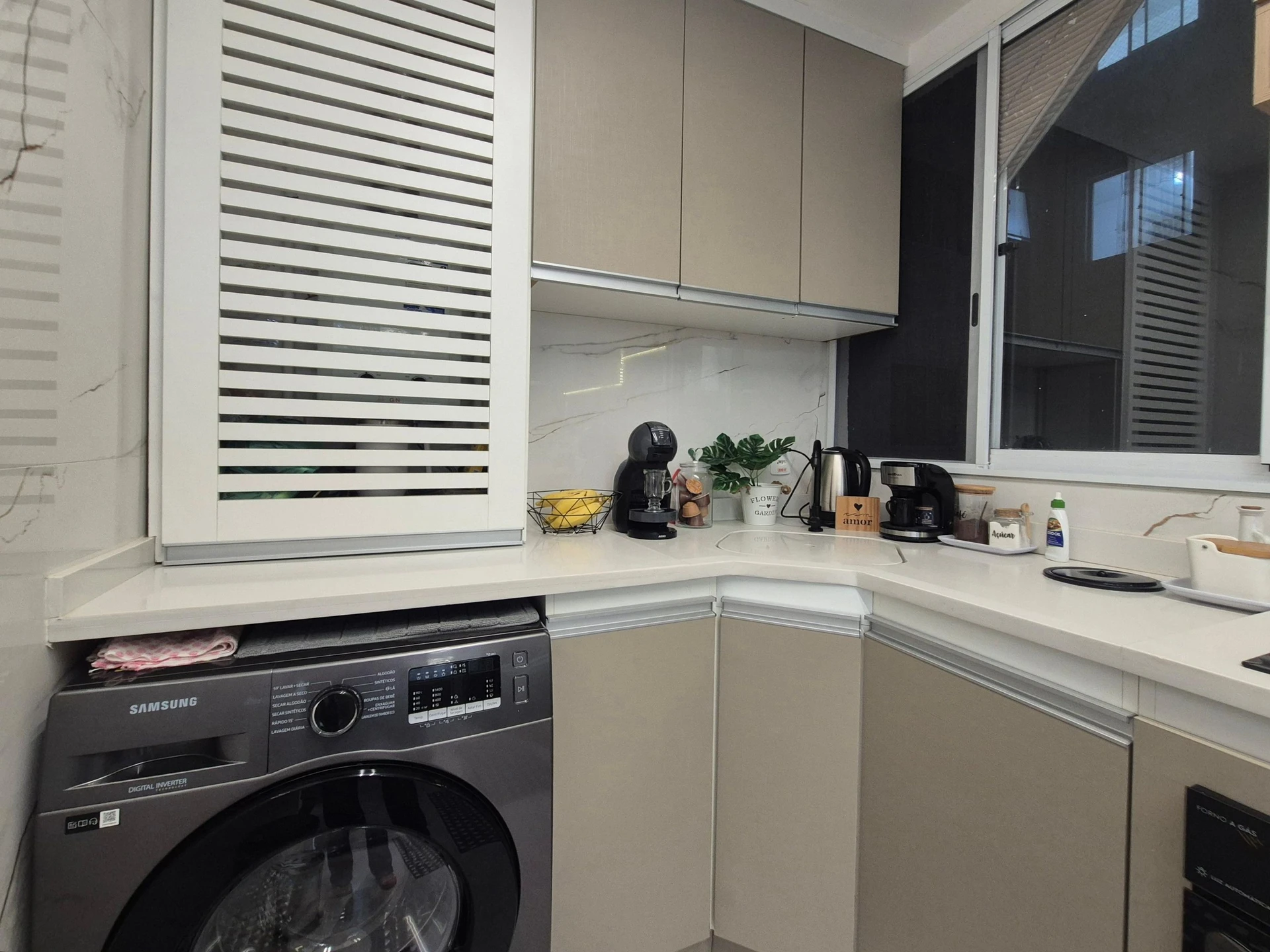 2-bedroom apartment with a washing machine — photo 16