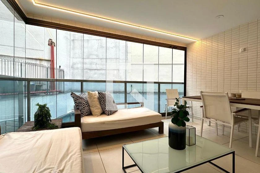 Apartamento mobiliado de 2 quartos em condomínio com piscina — photo 4