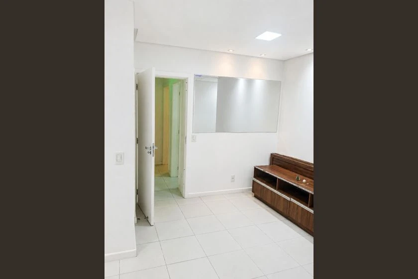 Apartment with 3 bedrooms, 2 bathrooms and closed kitchen — photo 6