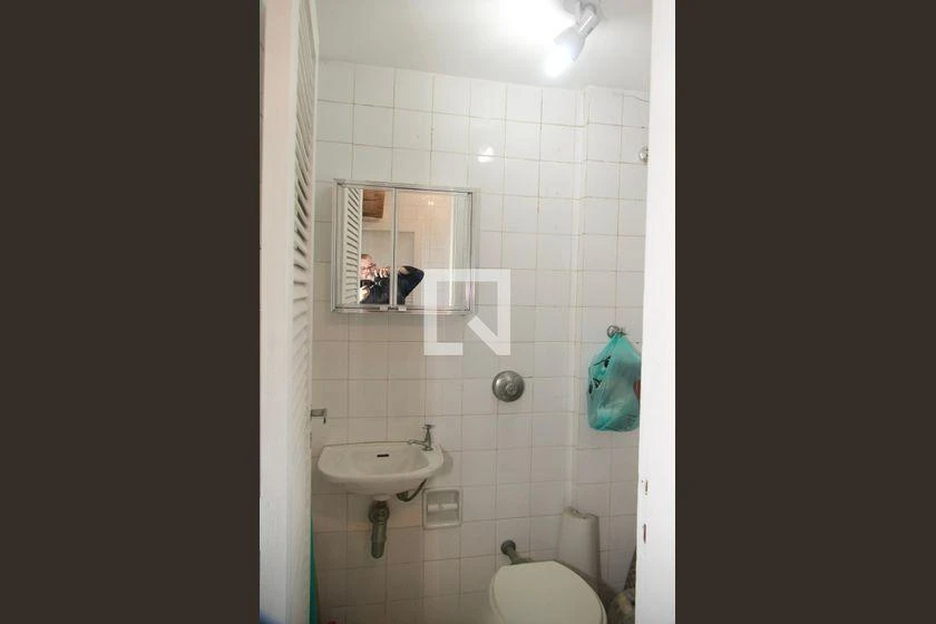 1-bedroom apartment with enclosed kitchen and balcony — photo 54